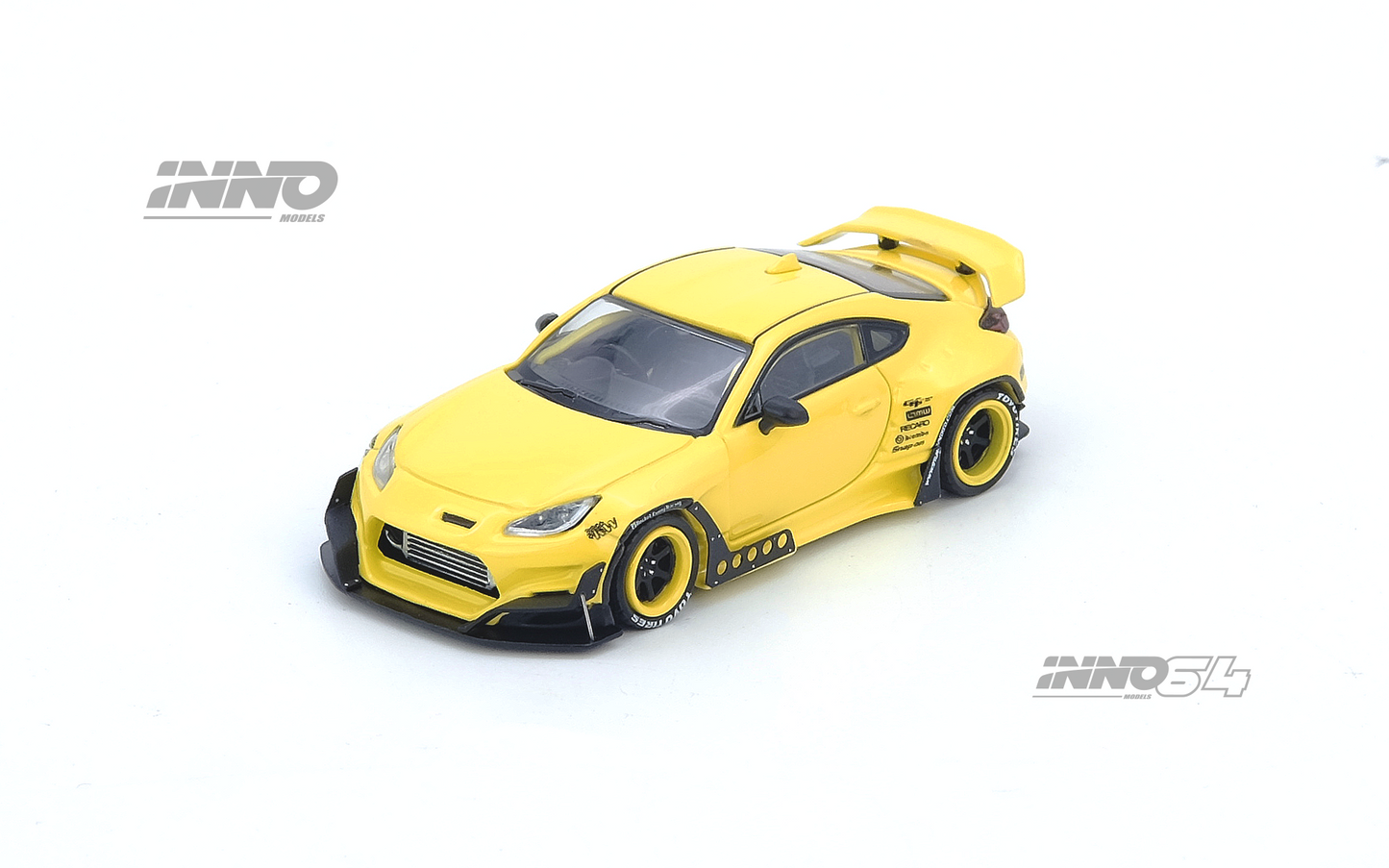 (Preorder) Inno64 1:64 TOYOTA GR86 "PANDEM" Yellow IN64-GR86P-YELLOW