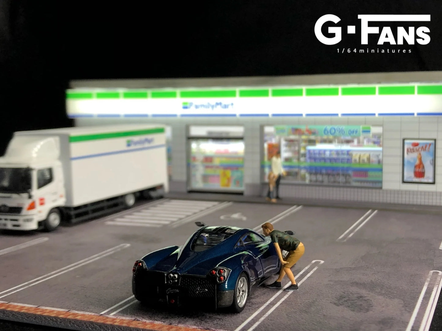 G-Fans 1:64 FamilyMart Diorama 710021