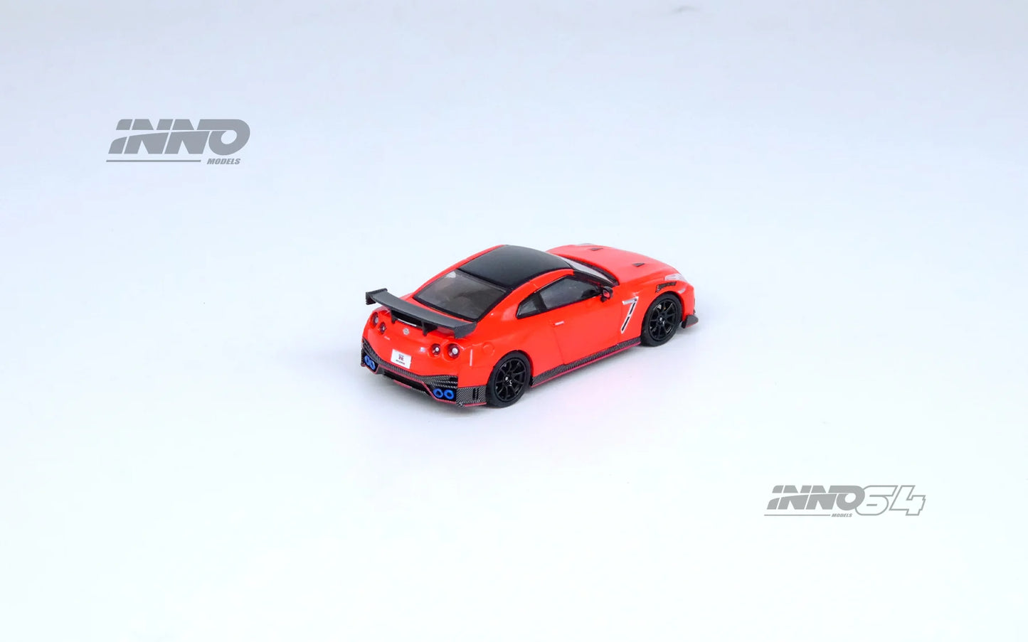 Inno64 1:64 Nissan GT-R (R35) Nismo Red IN64-R35N-RED