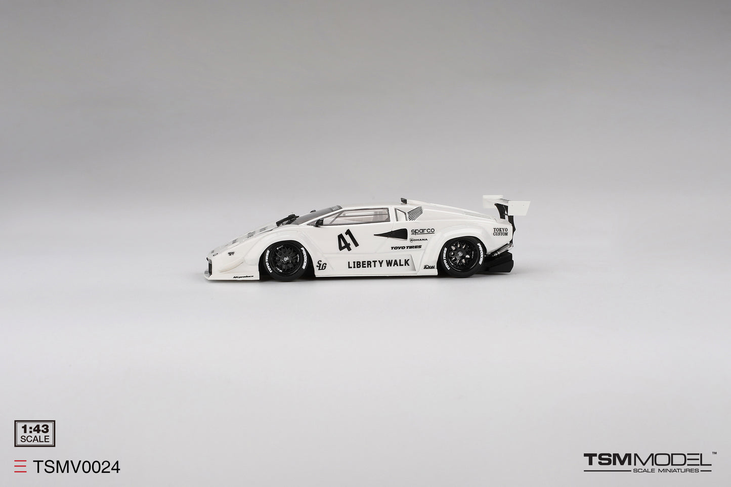 TSM 1:43 Lamborghini Countach LB-WORKS White 2024 Tokyo Auto Salon TSMV0024