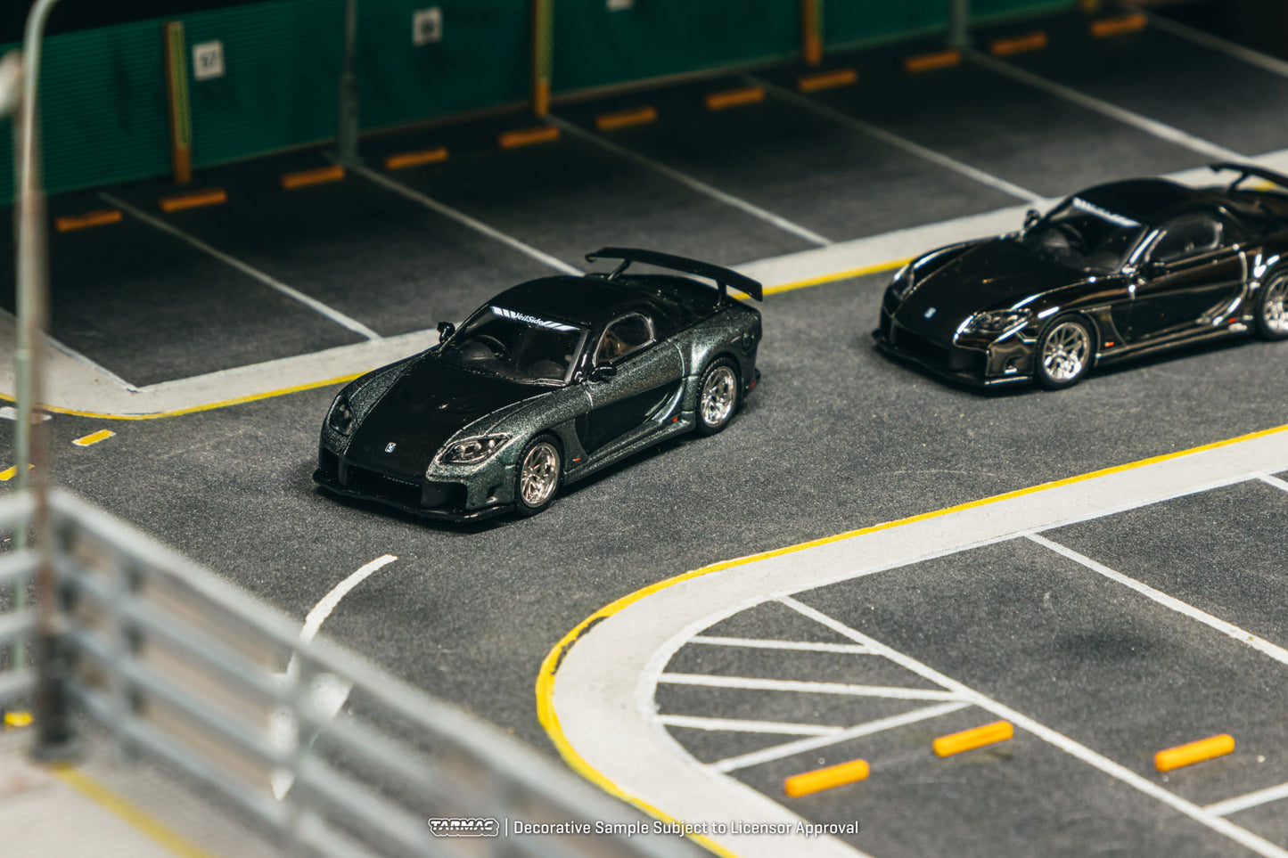 Tarmac Works 1:64 Mazda RX-7 VeilSide Fortune7 Grey metallic / Black T64G-075-GY (Preorder)