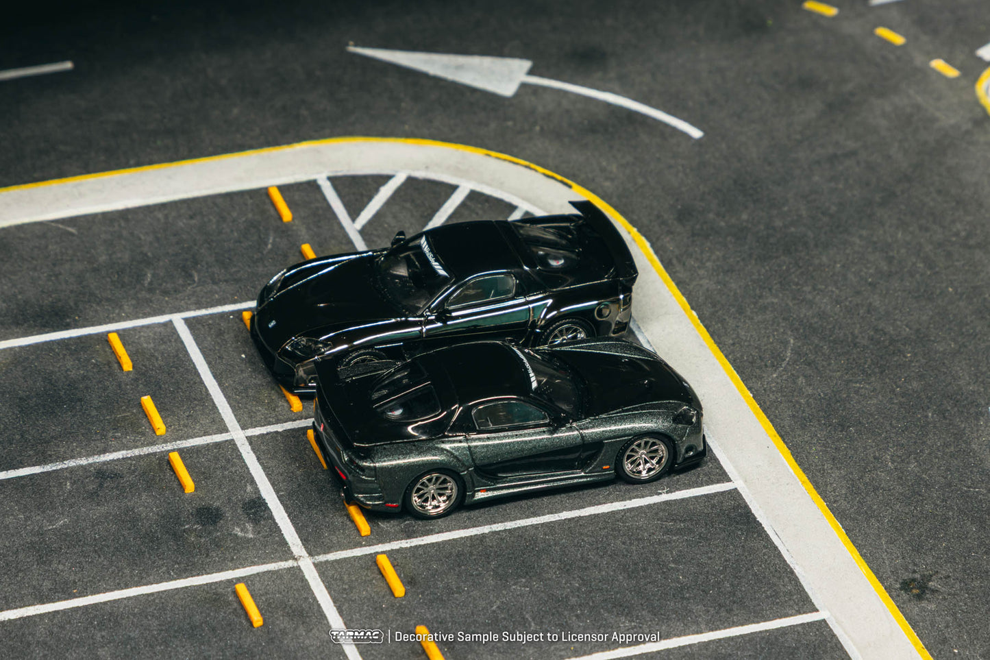 Tarmac Works 1:64 Mazda RX-7 VeilSide Fortune7 Grey metallic / Black T64G-075-GY (Preorder)