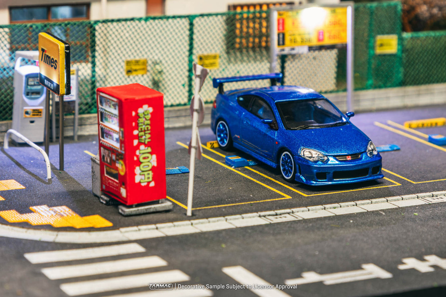 (Preorder) Tarmac Works 1:64 Honda Integra TYPE R DC5 Custom Blue Metallic T64R-TL022-BL