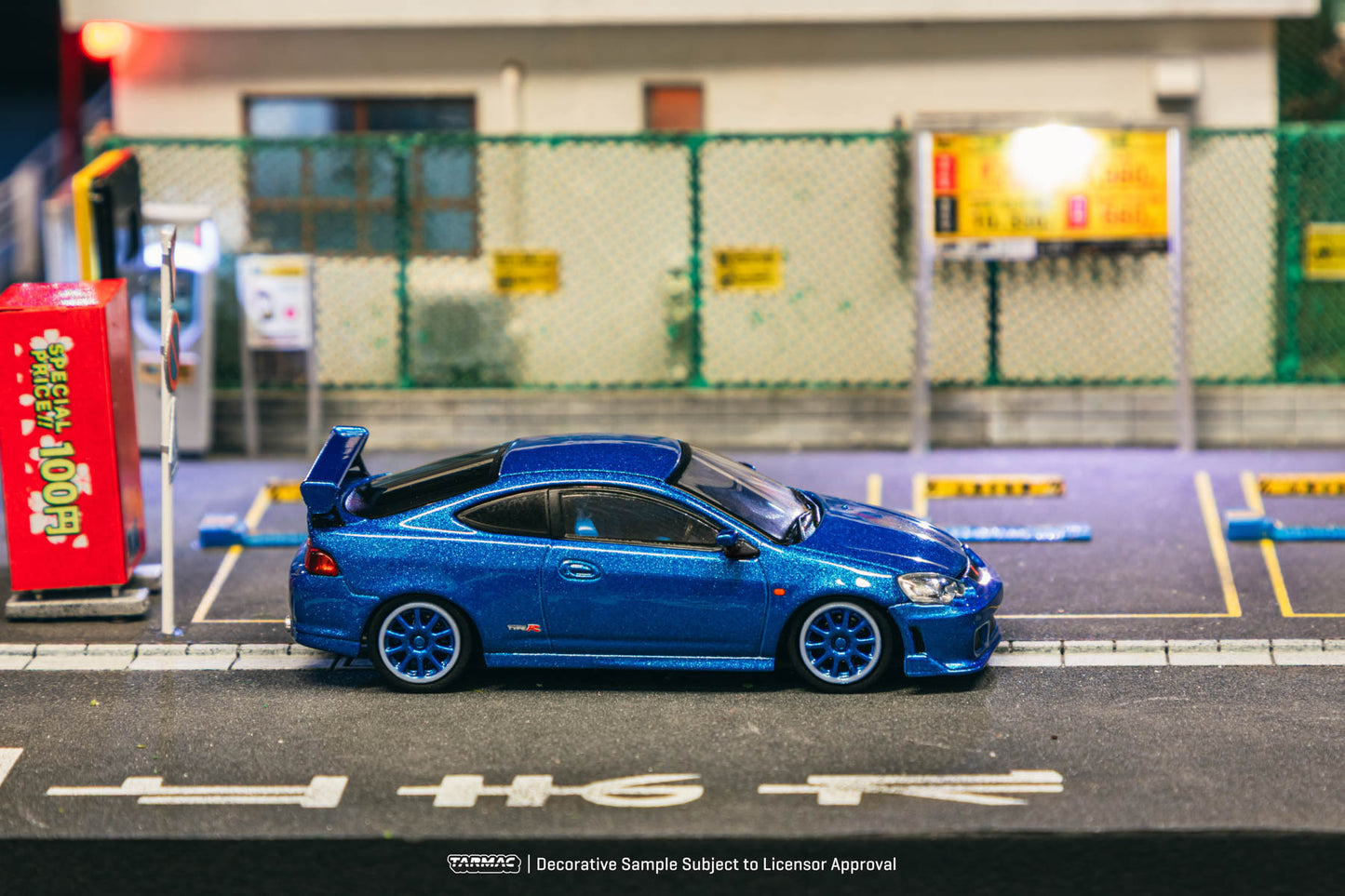 (Preorder) Tarmac Works 1:64 Honda Integra TYPE R DC5 Custom Blue Metallic T64R-TL022-BL
