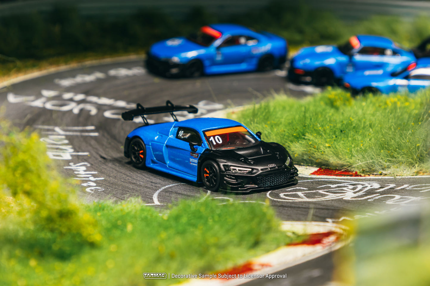 (Preorder) Tarmac Works 1:64 Audi R8 LMS GT3 evo II Tarmac Works 10th Anniversary T64-043-10TH