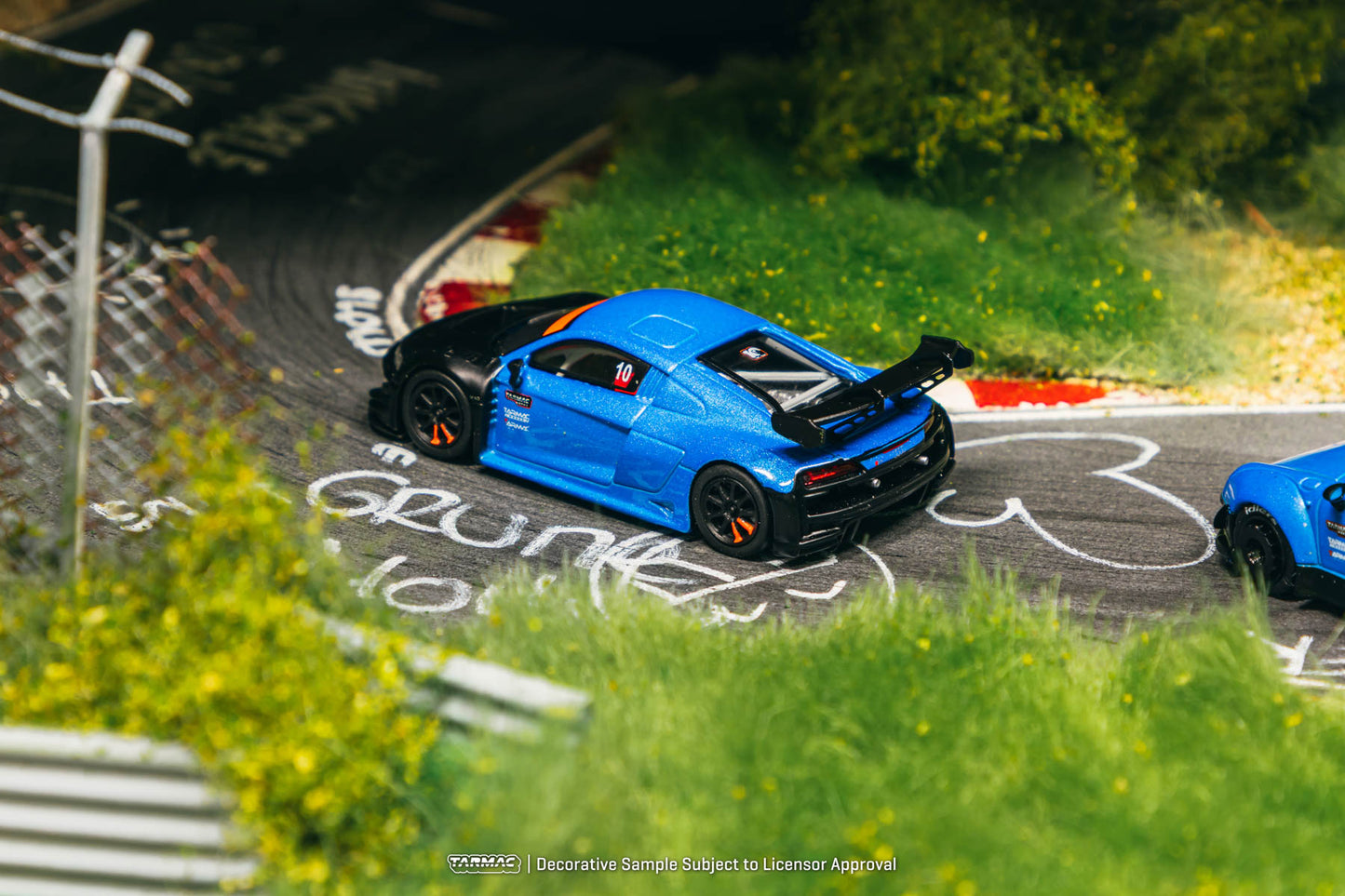 (Preorder) Tarmac Works 1:64 Audi R8 LMS GT3 evo II Tarmac Works 10th Anniversary T64-043-10TH