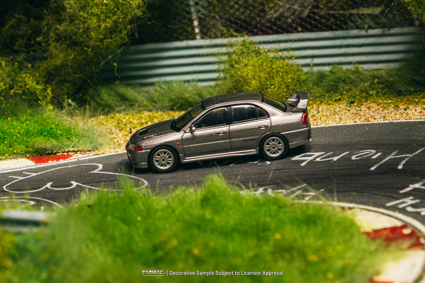 (Preorder) Tarmac Works 1:64 Mitsubishi Lancer GSR Evolution IV Silver T64G-076-SL