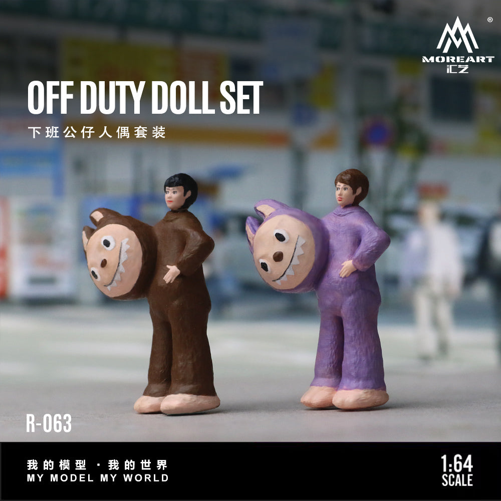 MoreArt 1:64 Off Duty Doll Set MO223063