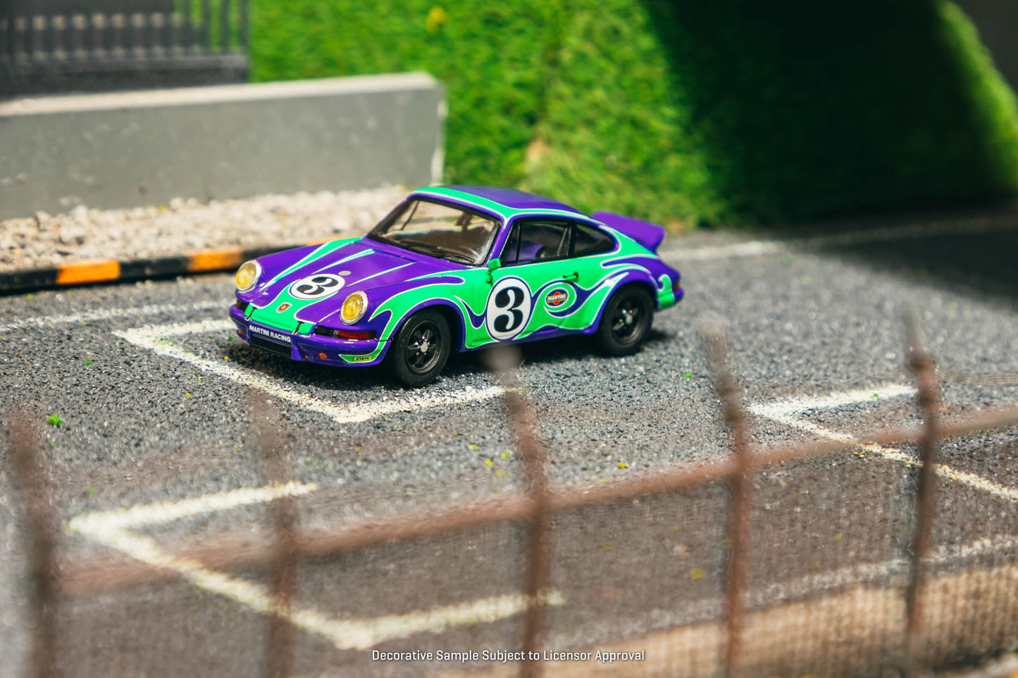 (Preorder) Tarmac Works 1:64 Porsche 911 2.8 RSR Psychodelic T64S-023-PSY
