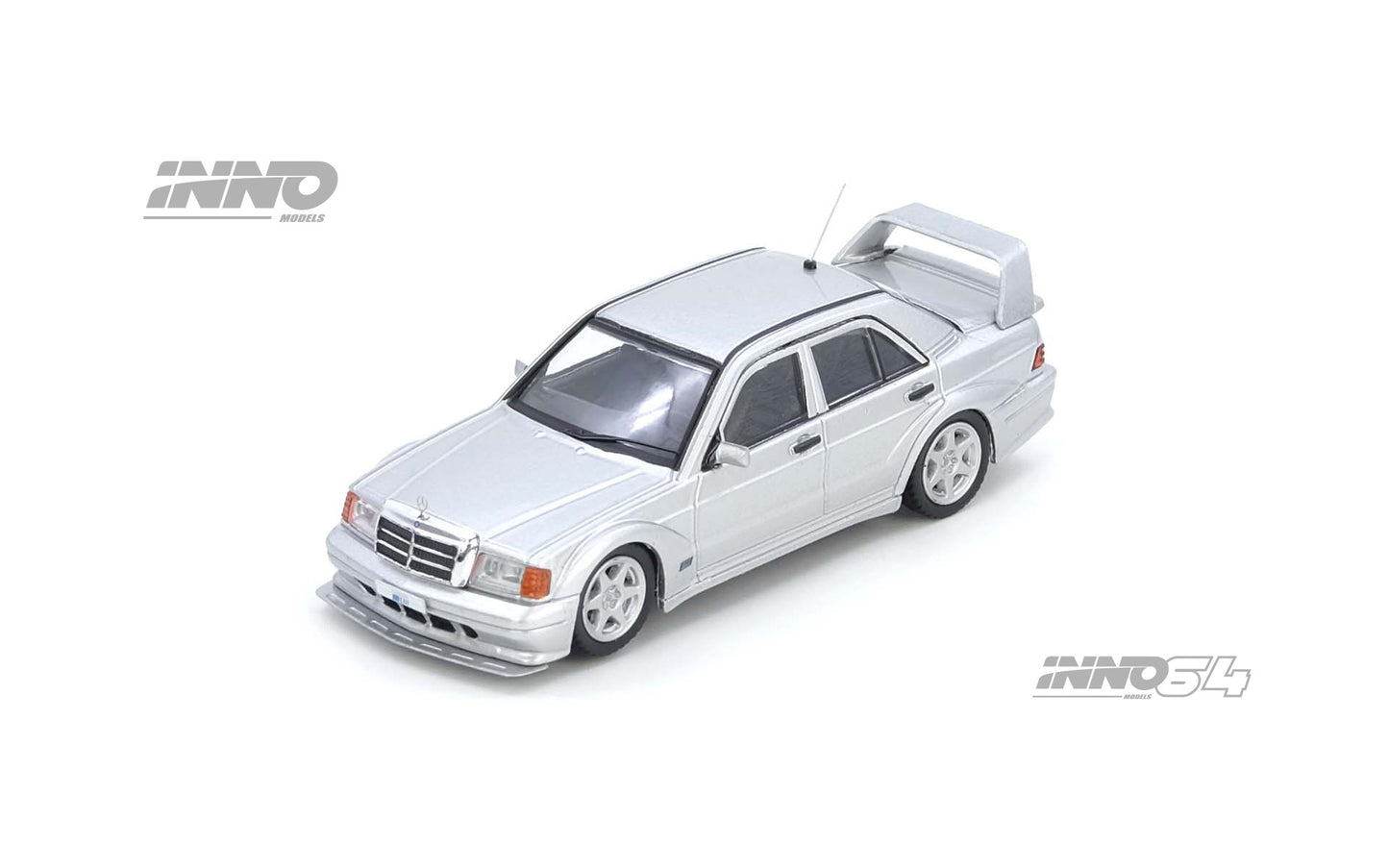 (Preorder) Inno64 1:64 MERCEDES BENZ 190E Silver IN64-190E-SIL