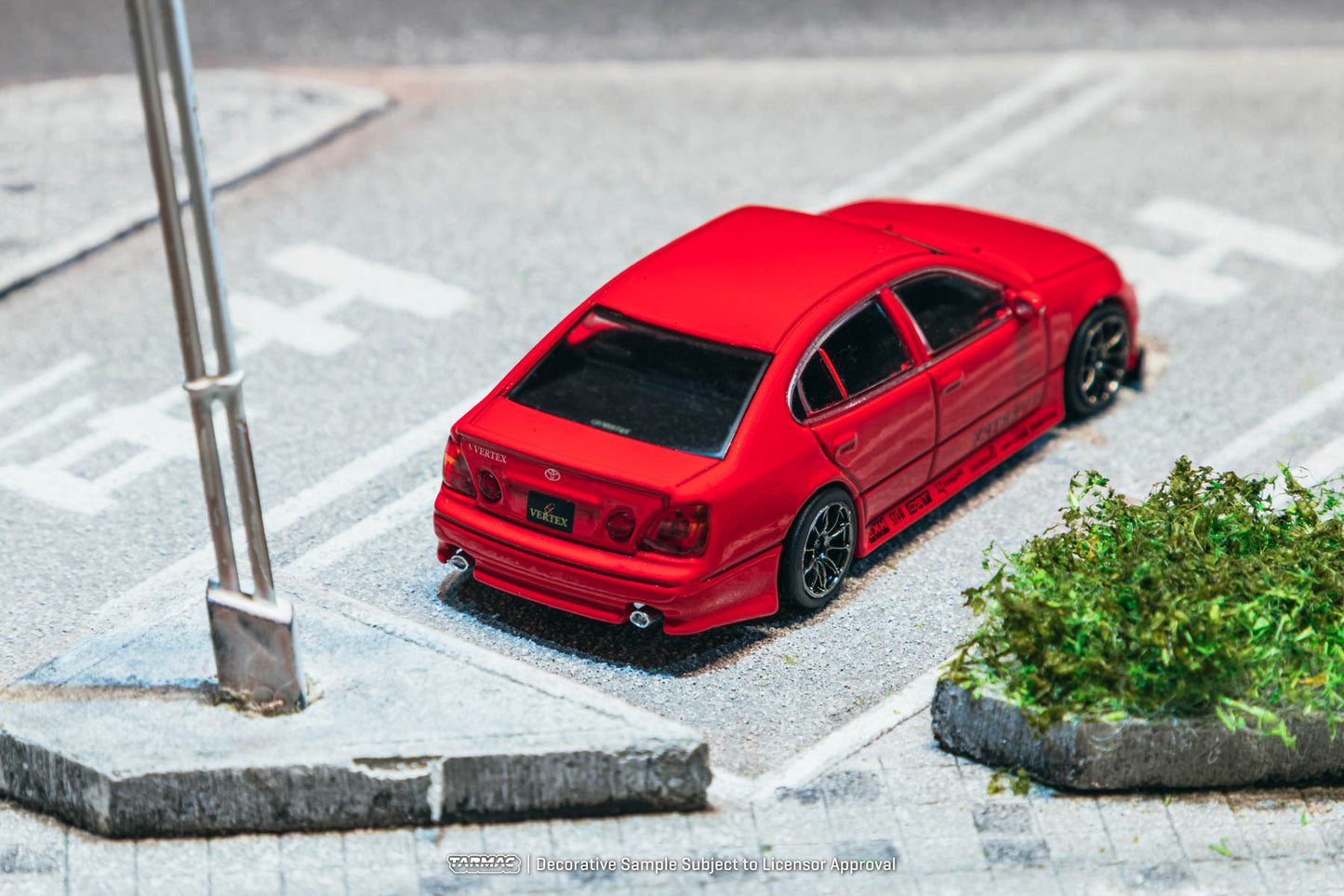 (Preorder) Tarmac Works 1:64 VERTEX Toyota Aristo JZS161 Red Model Car + Trading Cards Combo Set T64G-081-RE