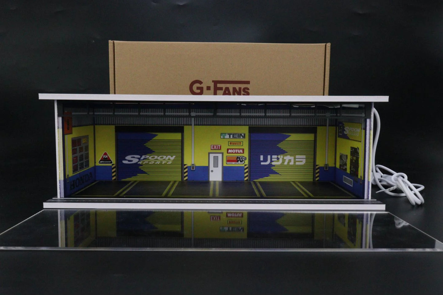 G-FANS 1:64 Garage with Lights Diorama Model (Spoon Theme) 710023