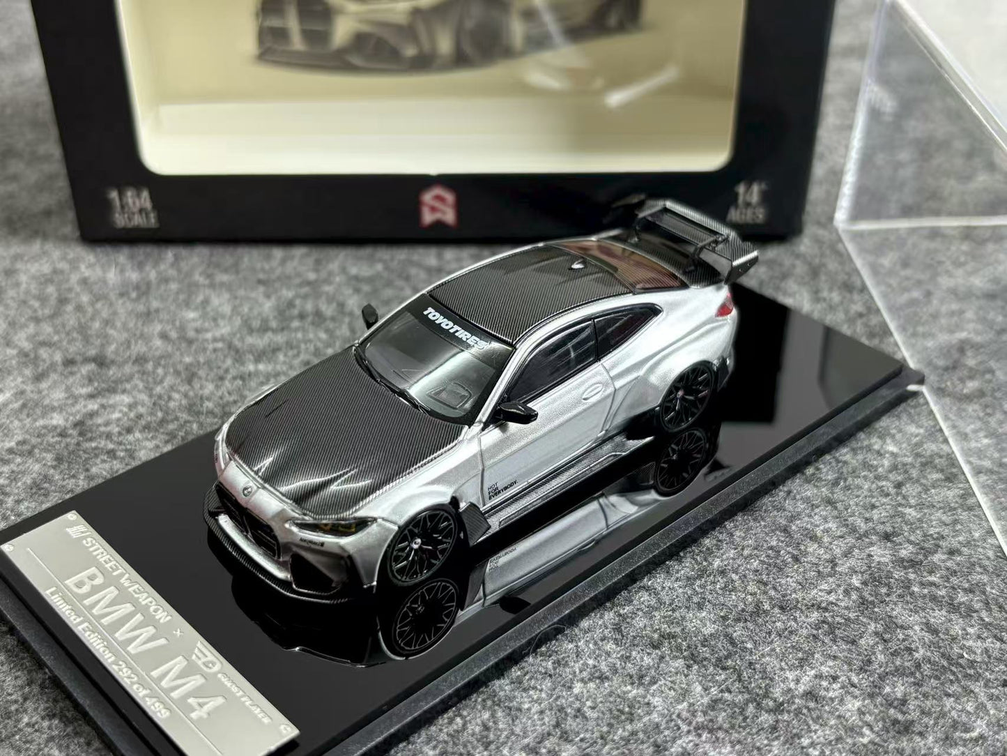 (Preorder) Street Weapon 1:64 BMW G82 M4 Wide-Body Alexander Carbon Hood