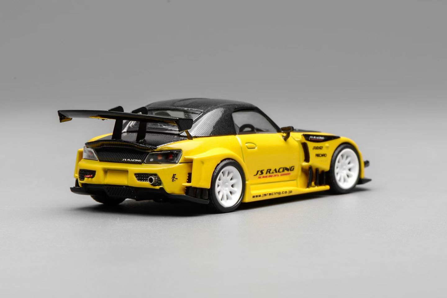(Preorder) Motorhelix 1:64 Honda S2000 J‘s Racing New Indy Yellow M65146