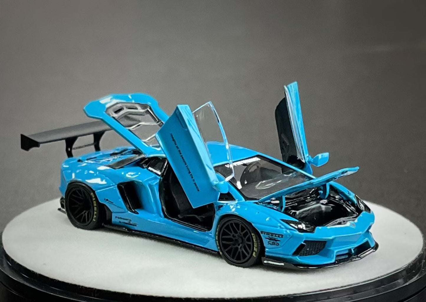 (Preorder) PGM 1:64 LBWK LP700-4 Baby Blue Round Base PGM-640413