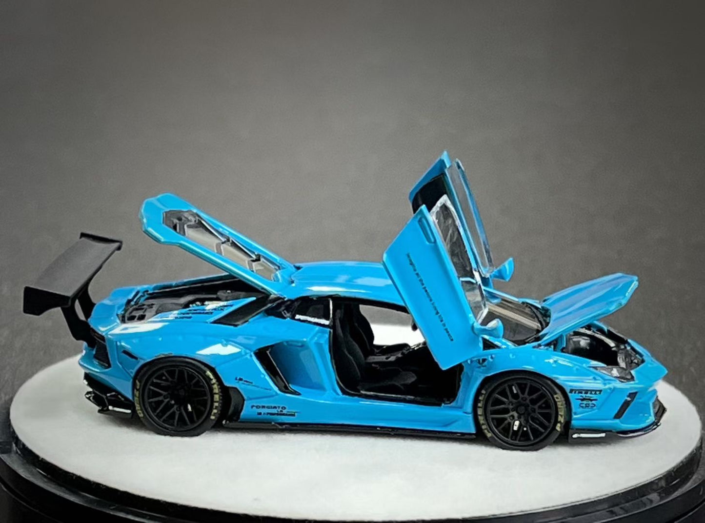 (Preorder) PGM 1:64 LBWK LP700-4 Baby Blue Round Base PGM-640413