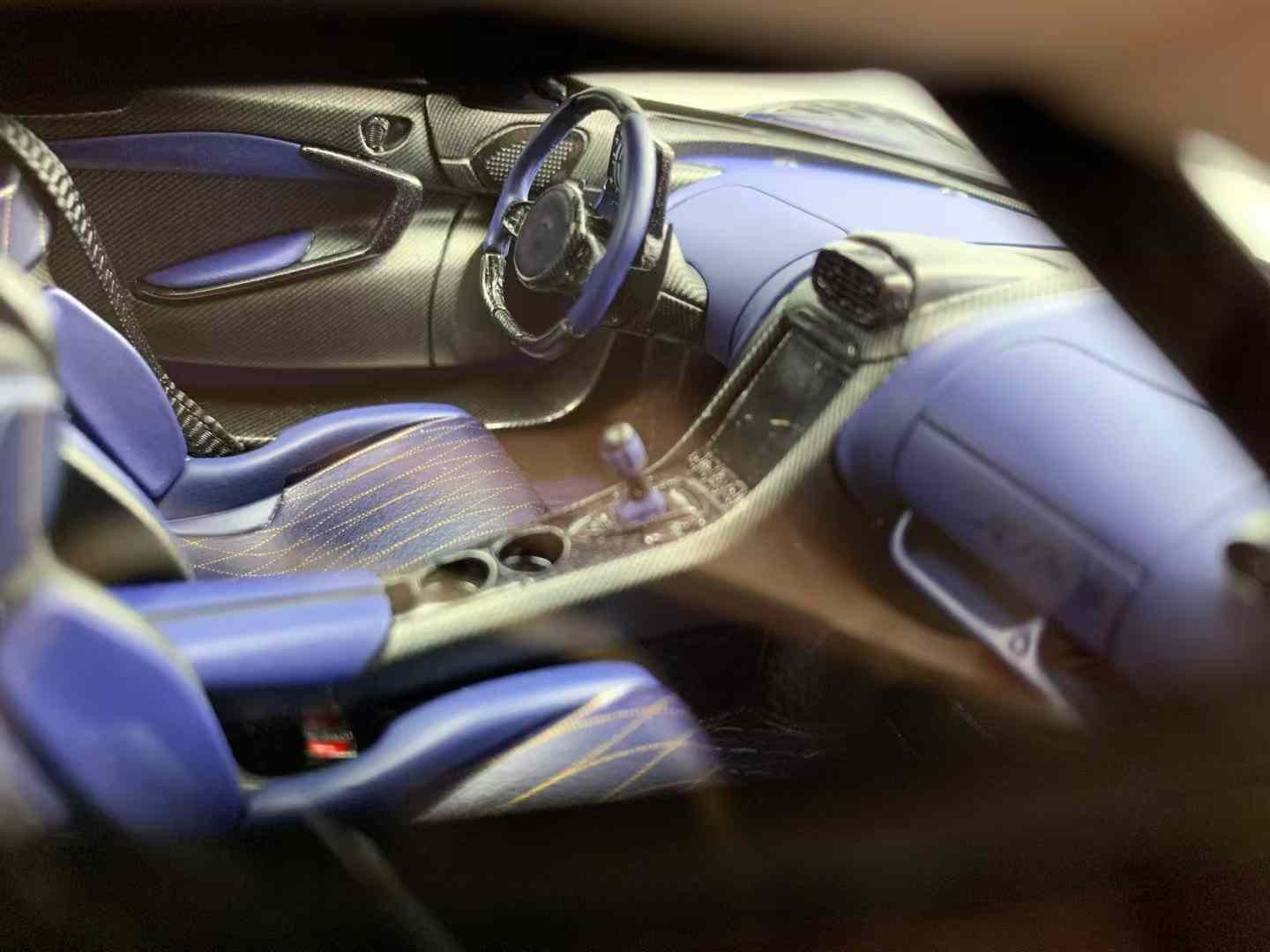 FrontiArt 1:18 Koenigsegg Jesko Blue Scuro Candy - Limited Edition F138-193