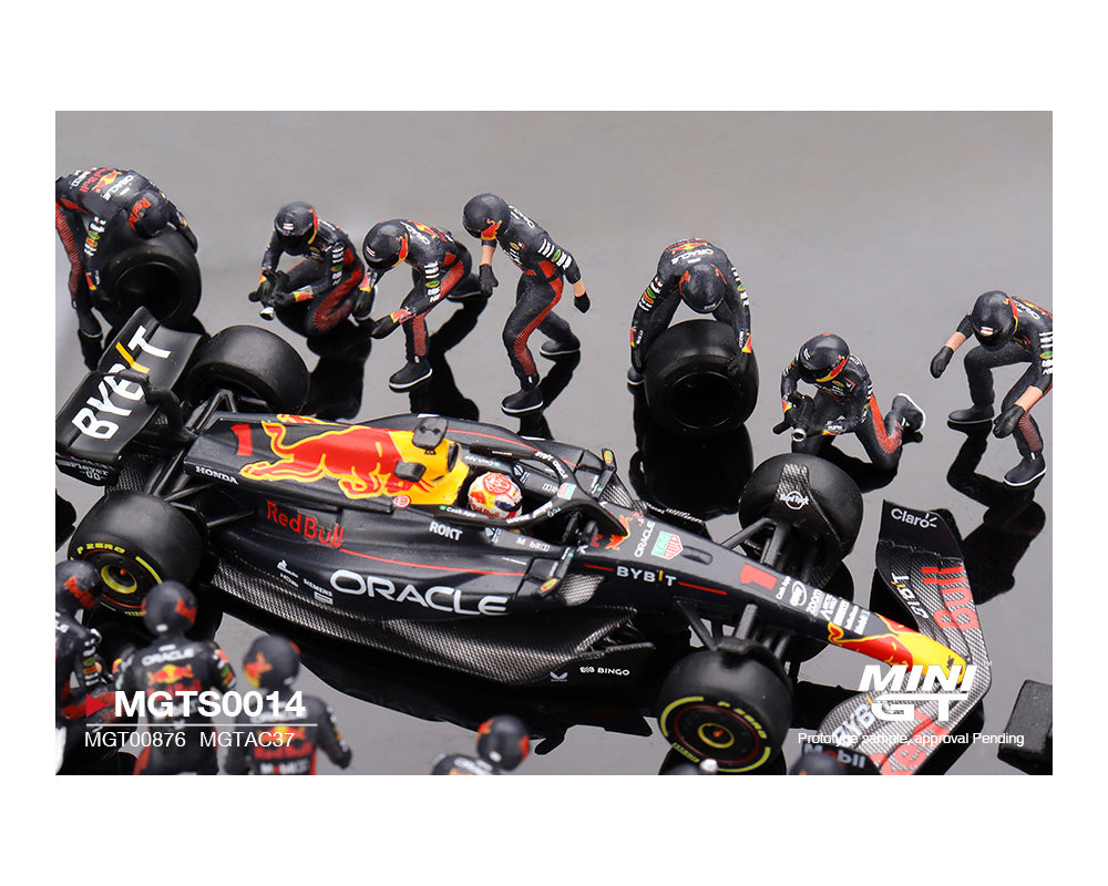 Mini GT 1:64 Oracle Red Bull Racing RB19 #1 Max Verstappen 2023 F1 Japanese Grand Prix Pit Crew Set Limited Edition 5000 Sets (Preorder)