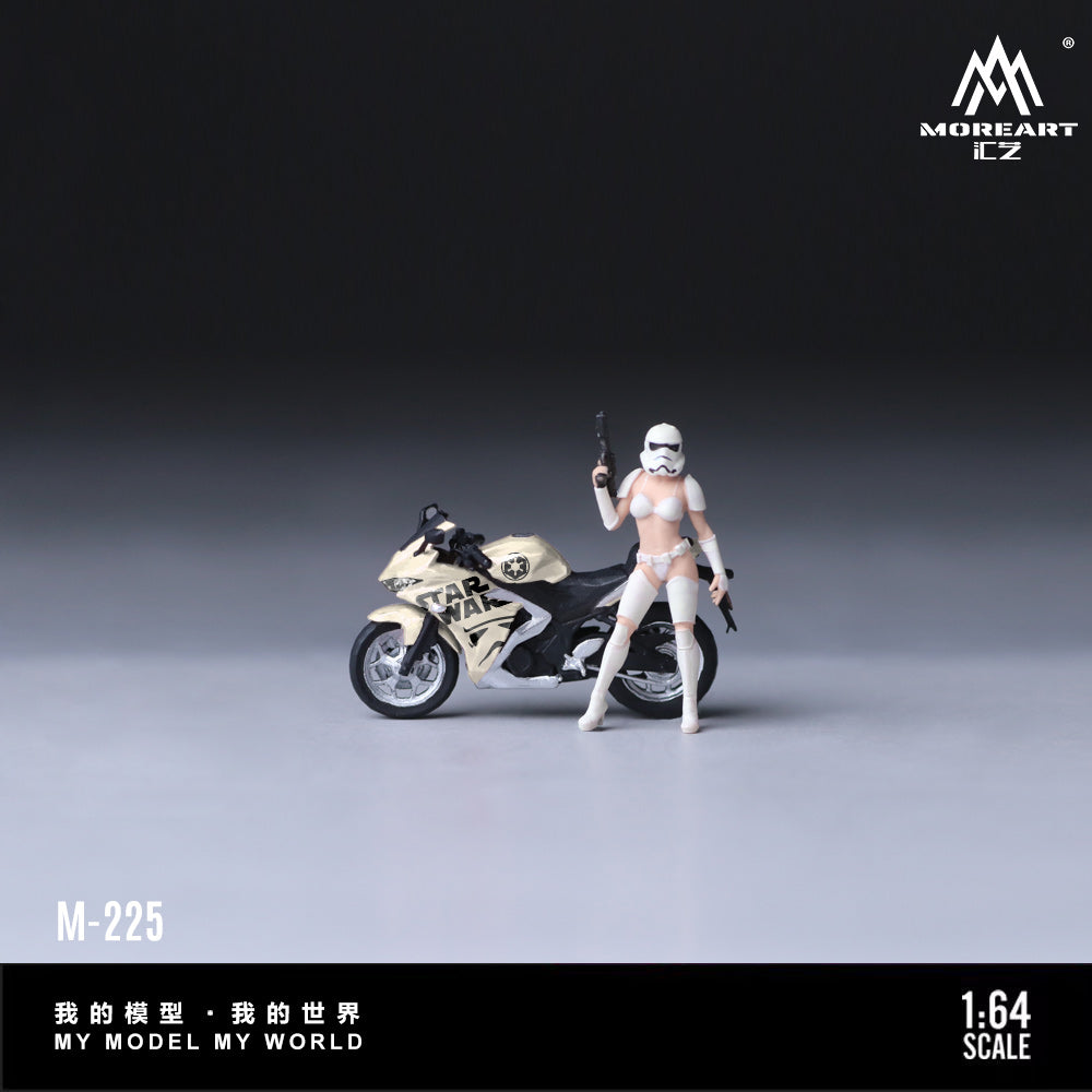 Model motorcycle and figure on a gray background with 'Moreart' branding.