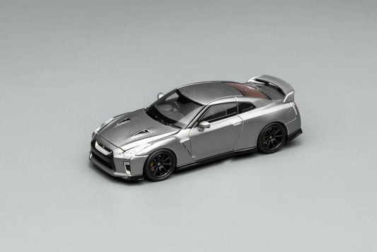 Motorhelix 1:64 Nissan GT-R (R35) Track Edition Engineered by NISMO 2020 Dark Metal Gray M63515