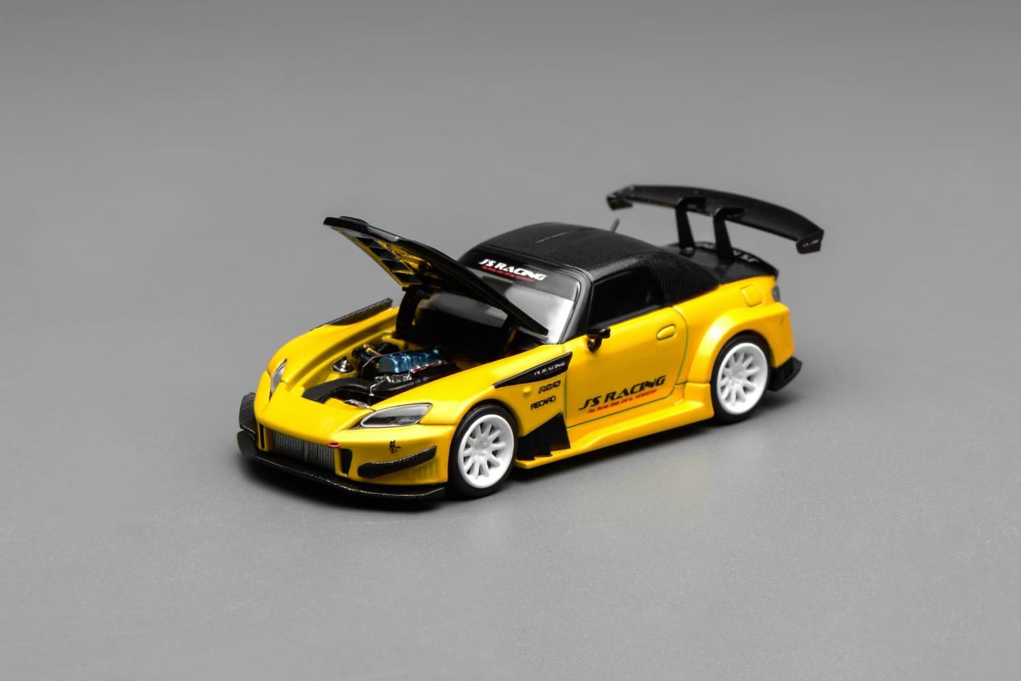 (Preorder) Motorhelix 1:64 Honda S2000 J‘s Racing New Indy Yellow M65146