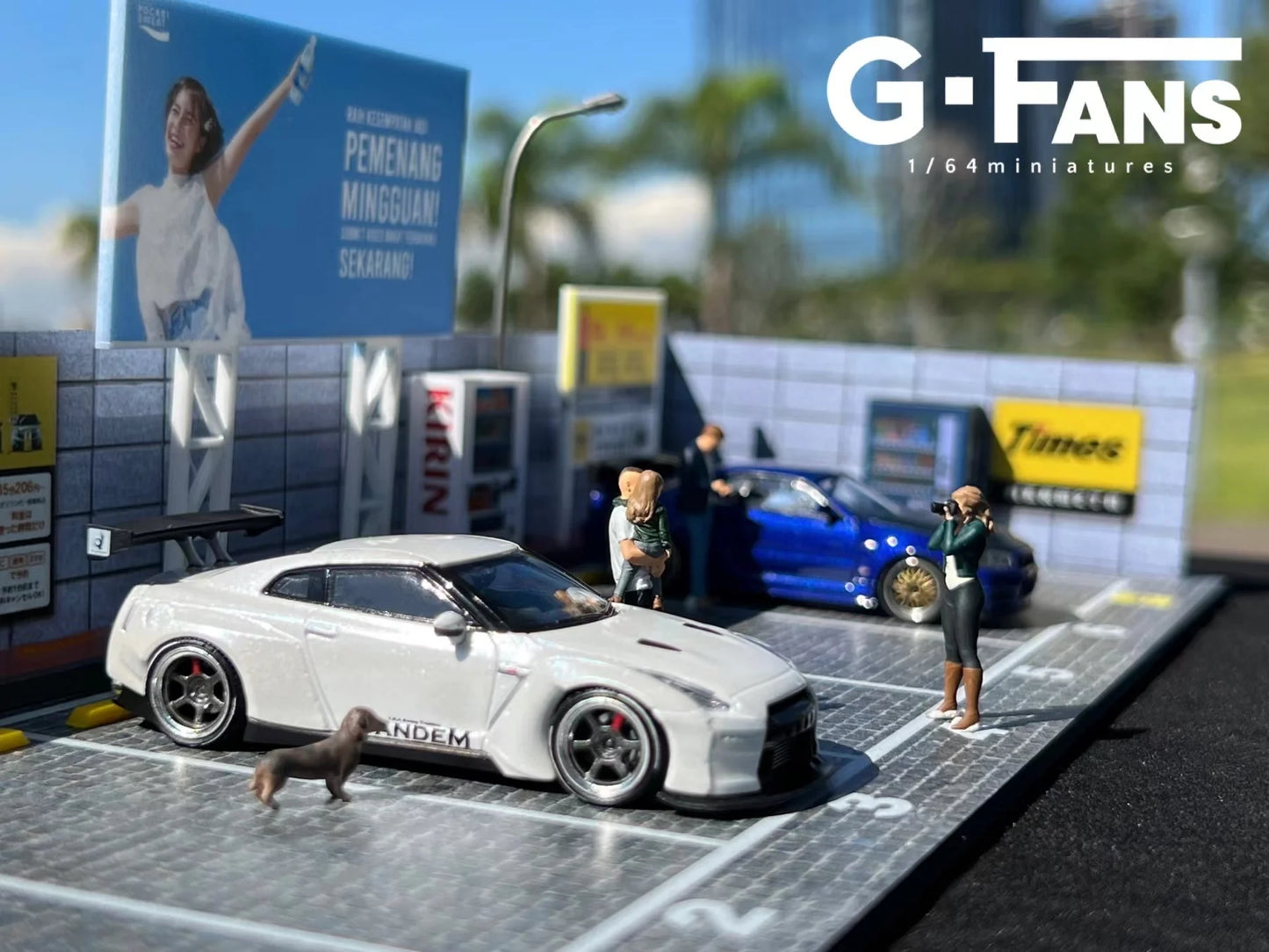 G-FANS 1:64 Diorama Japanese Parking Lot Model 710028