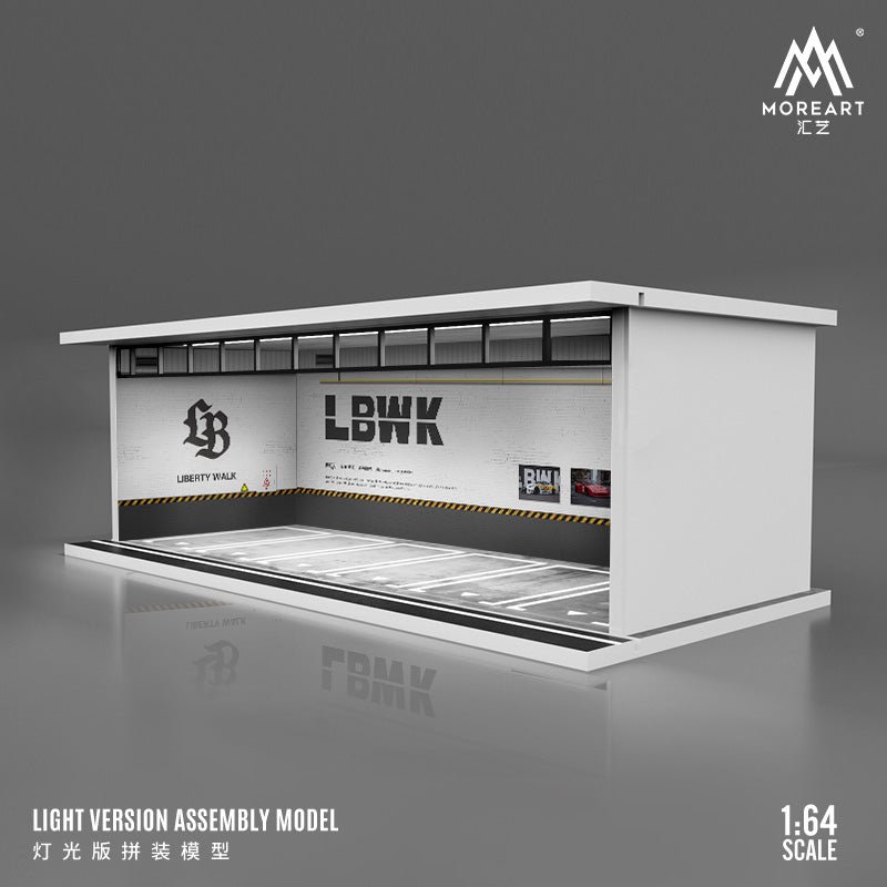 MoreArt 1:64 Parking Lot Scene - LBWK Diorama