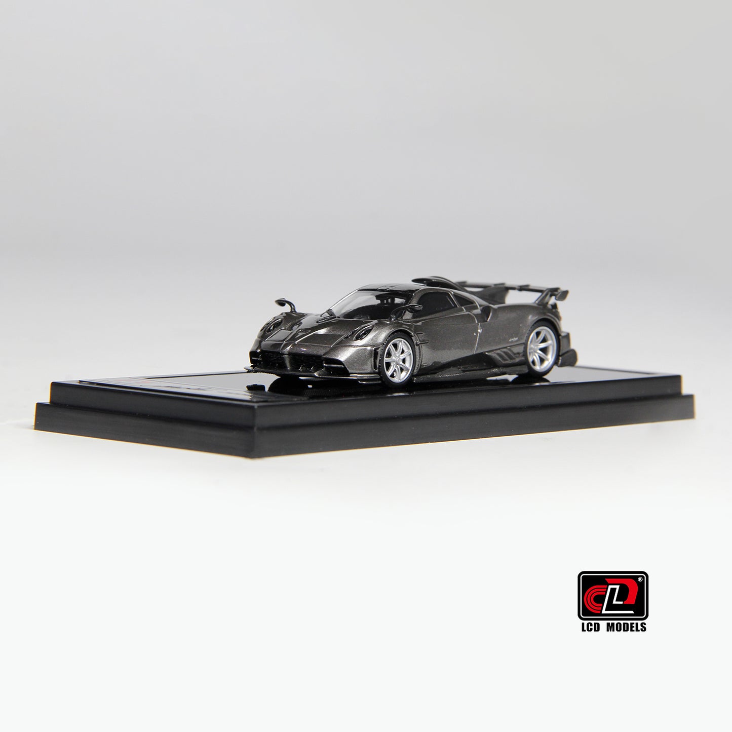LCD 1:64 Pagani Imola Coupe [4 Colors]