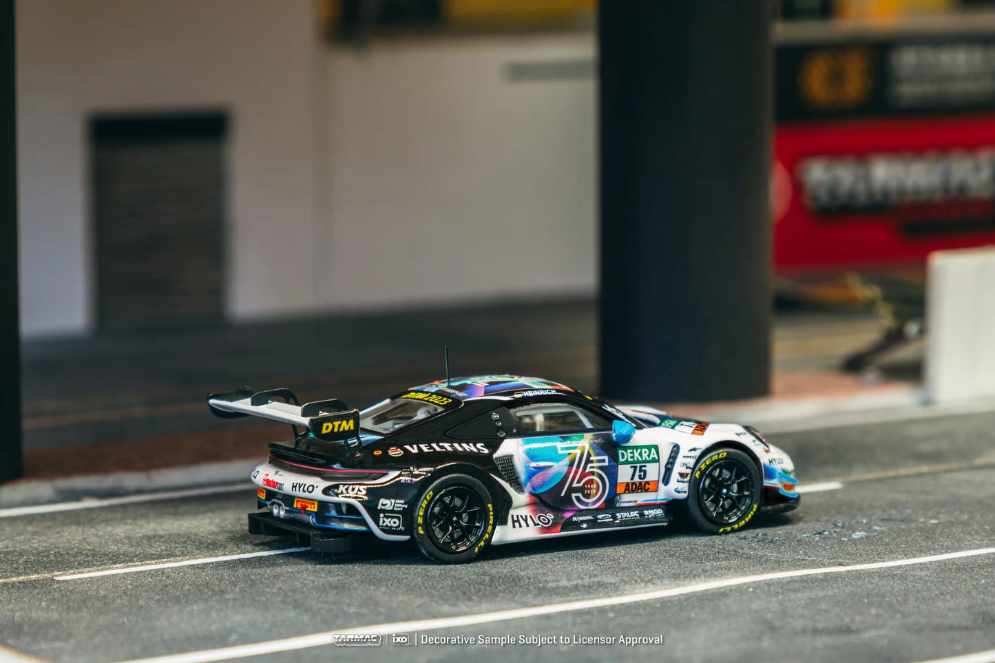 Tarmac Works 1:64 Porsche 911 GT3 R DTM 2023 Ayhancan Güven