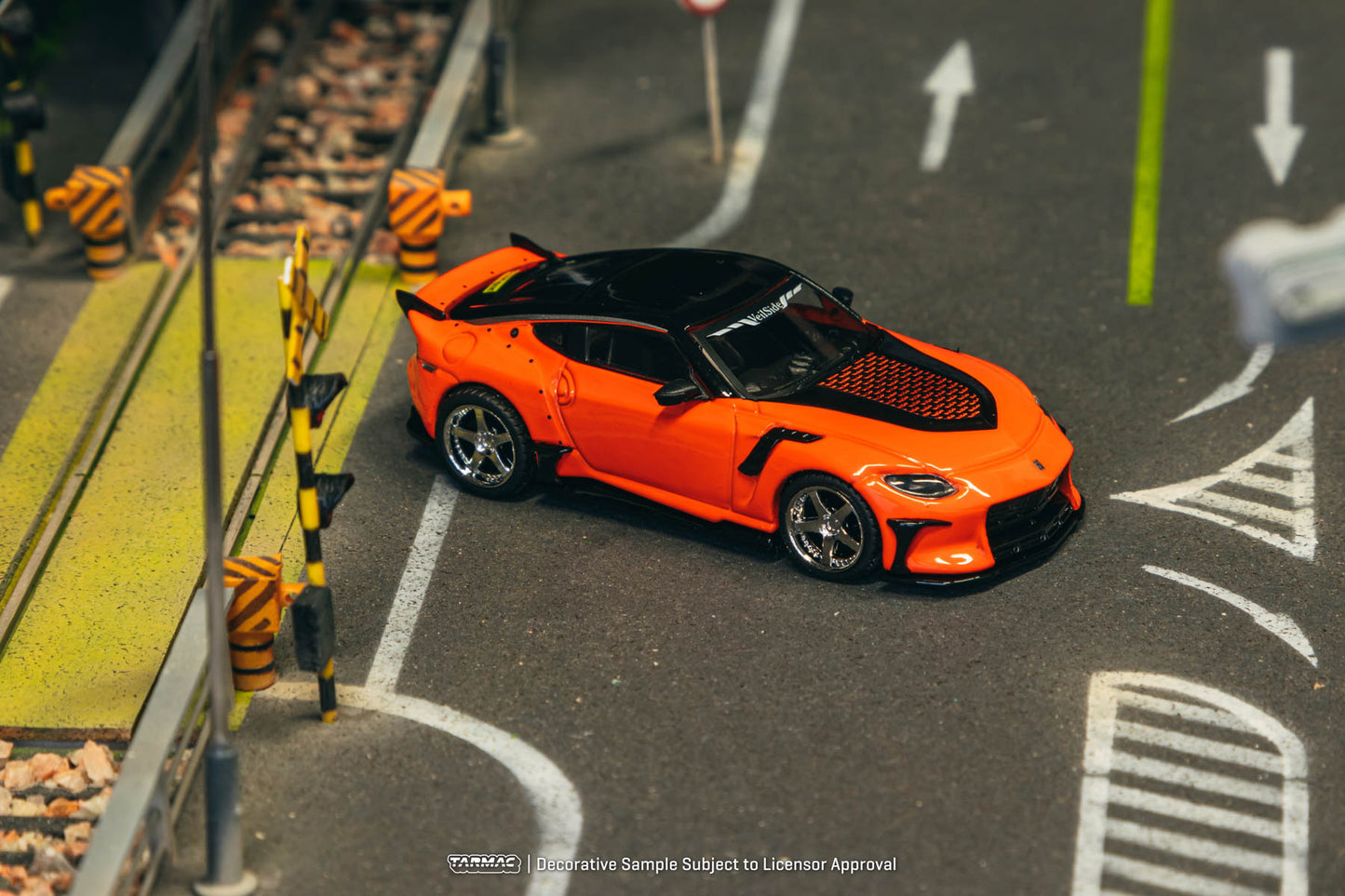 Tarmac Works 1:64 Nissan VeilSide FFZ400 Fairlady Z Orange T64G-074-OR (Preorder)