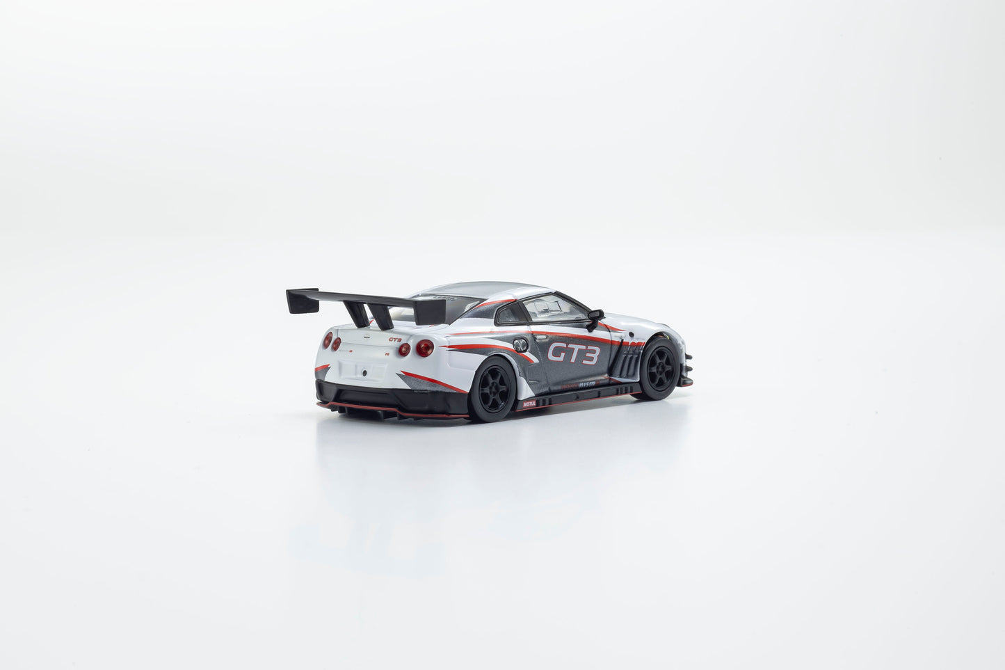 Kyosho 1:64 NISSAN GT-R NISMO GT-3 (White / Presentation) 07131LW