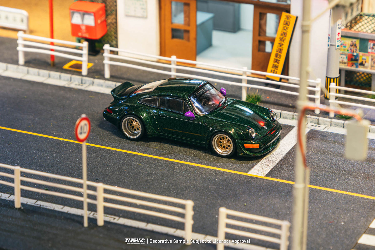 Tarmac Works 1:64 RWB 964 Green T64-037-GR (Preorder)