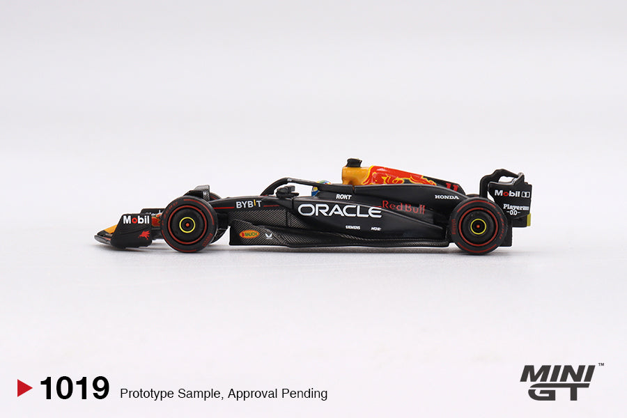 Mini GT 1:64 Oracle Red Bull Racing RB20 #11 Sergio Pérez 2024 F1 2024 Bahrain GP 2nd Place MGT01019-BL (Preorder)