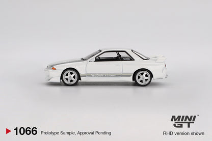 (Preorder) Mini GT 1:64 Nissan Skyline GT-R (R32) VeilSide Combat C-I White MGT01066-BL