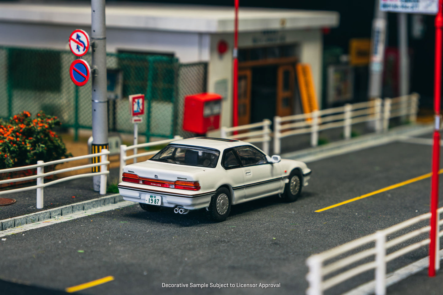 Tarmac Works x J Collection 1:64 Honda Prelude (BA4) White JC64-TL009-WH
