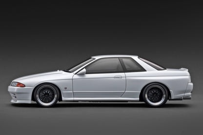 Ignition Model 1:18 NISSAN SKYLINE GT-R (R32) MIDNIGHT Reina‘s R IG3595/IG3596 [2 Versions]