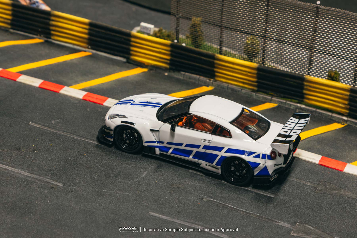 (Preorder) Tarmac Works 1:43 LB-WORKS NISSAN GT-R R35 type 2 White - licensed by Nissan T43-019-WH
