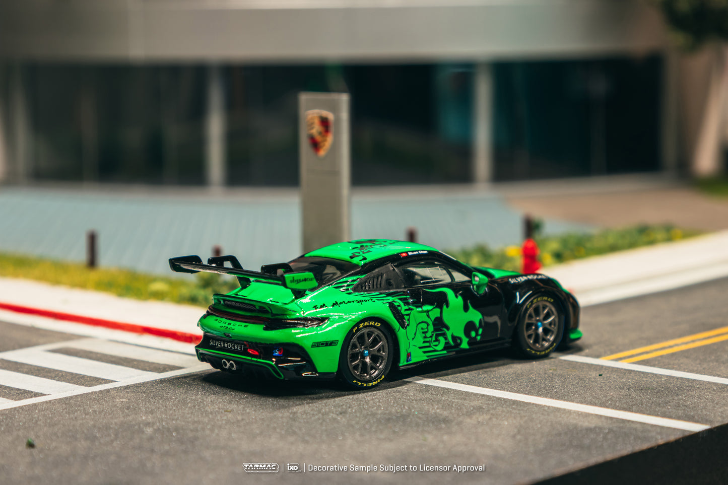 (Preorder) Tarmac Works 1:64 Porsche 911 GT3 Cup (992) Fire Monkey Motorsport T64-093-FMM