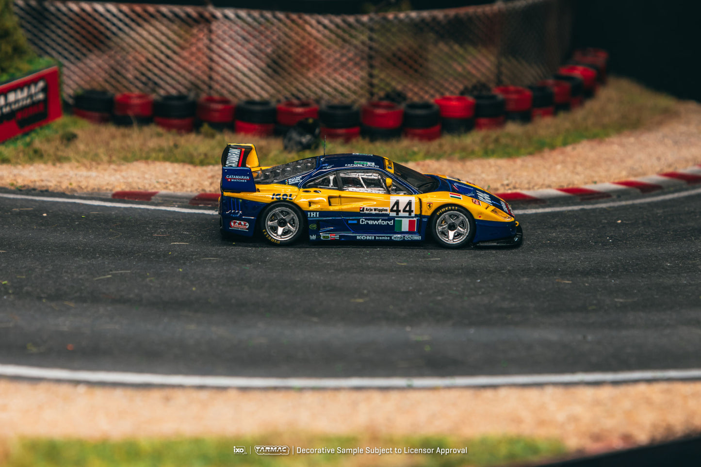 (Preorder) Tarmac Works 1:64 Ferrari F40 GTE  24h of Le Mans 1996 Luciano Della Noce / Anders Olofsson / Carl Rosenblad T64-088-96LM44