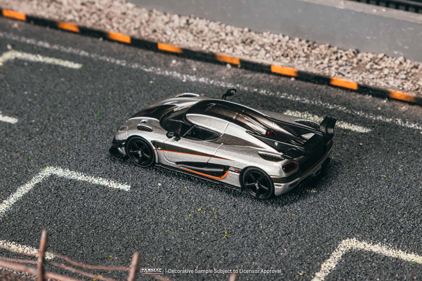 (Preorder) Tarmac Works 1:64 Koenigsegg One:1 Silver T64G-TL054-SL