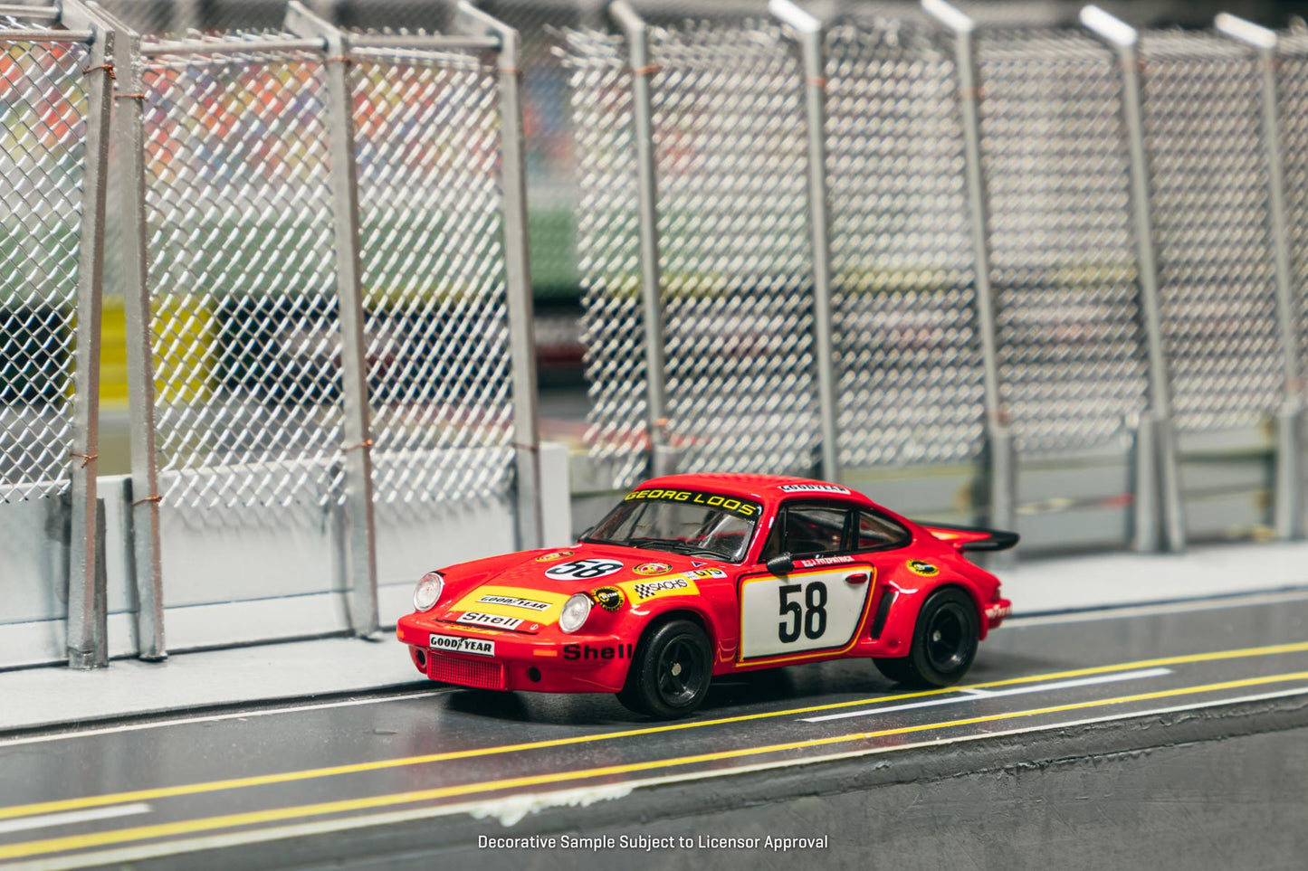 (Preorder) Tarmac Works 1:64 Porsche 911 Carrera RSR 3.0 24h Le Mans 1975 #58 T64S-024-75LM58