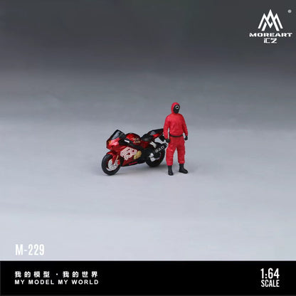 Model motorcycle and figure on a gray background with 'MoreArt' branding.