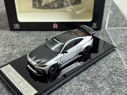 (Preorder) Street Weapon 1:64 BMW G82 M4 Wide-Body Alexander Carbon Hood