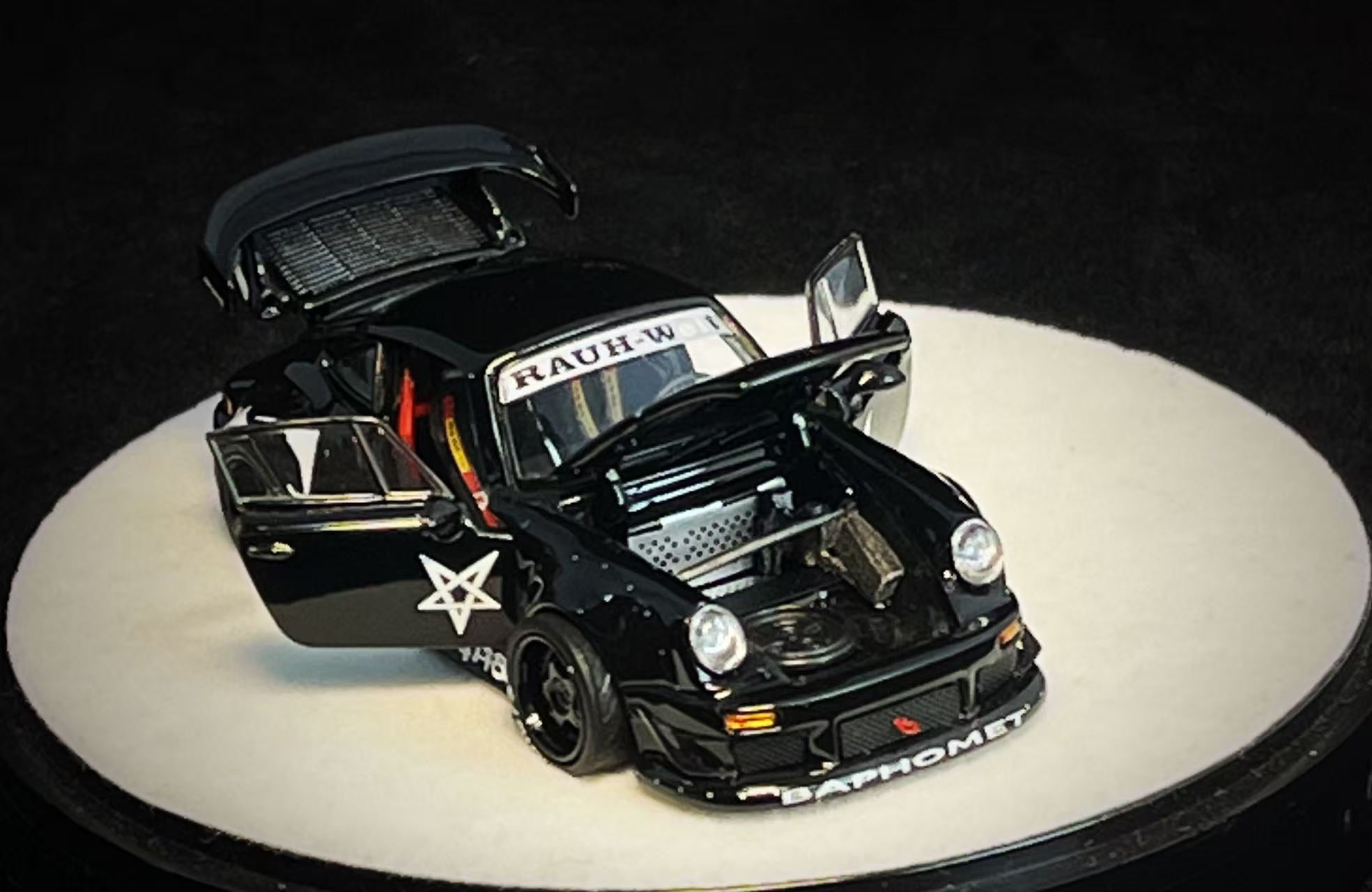 Preorder) PGM 1:64 Porsche RWB 930 Baphomet Demon [2 Versions