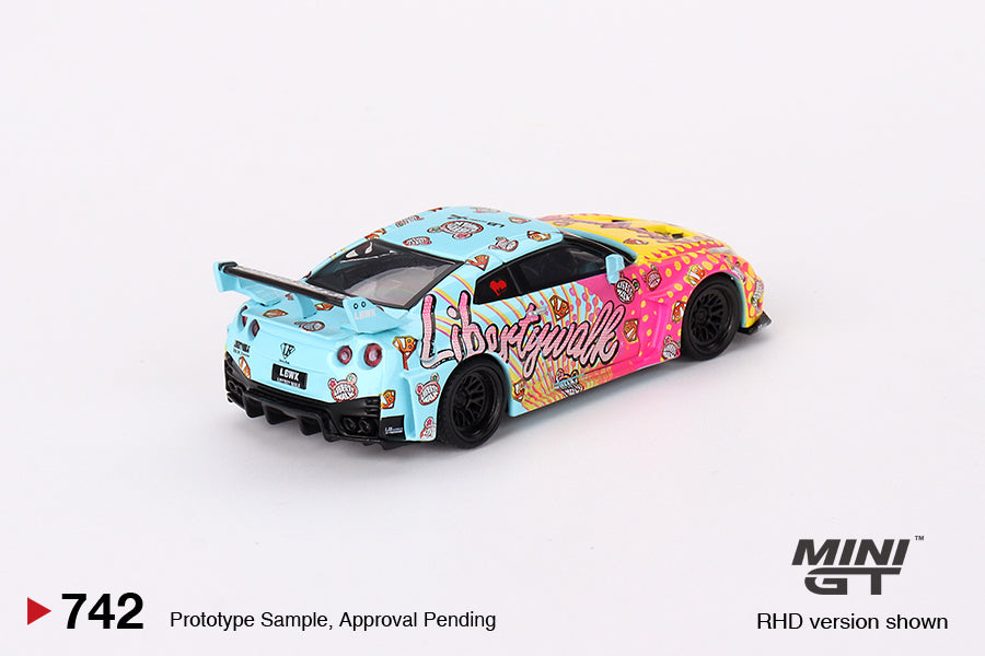 Mini GT 1:64 LB-Silhouette WORKS GT NISSAN 35GT-RR Ver.1 LBWK KUMA