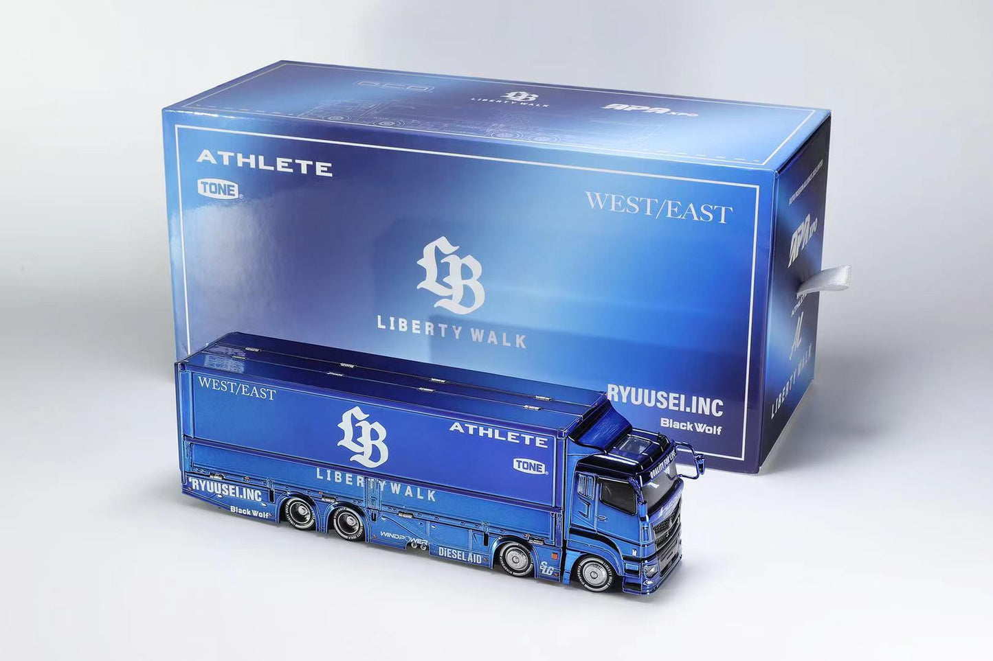 (Preorder) GCD 1:64 LBWK LB-Truck Mitsubishi Fuso Super Great Foshan 2025 APA XPO Exclusive [Event Edition]