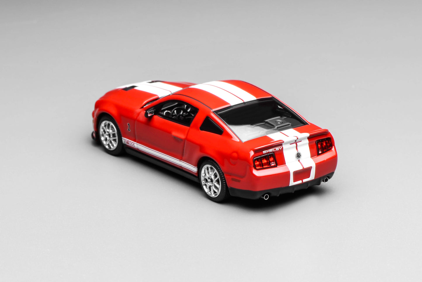 (Preorder) GreenLight & Motorhelix 1:64 Ford Mustang Shelby GT500 Super Snake 2007 1251005A/1251006A [2 Colors]