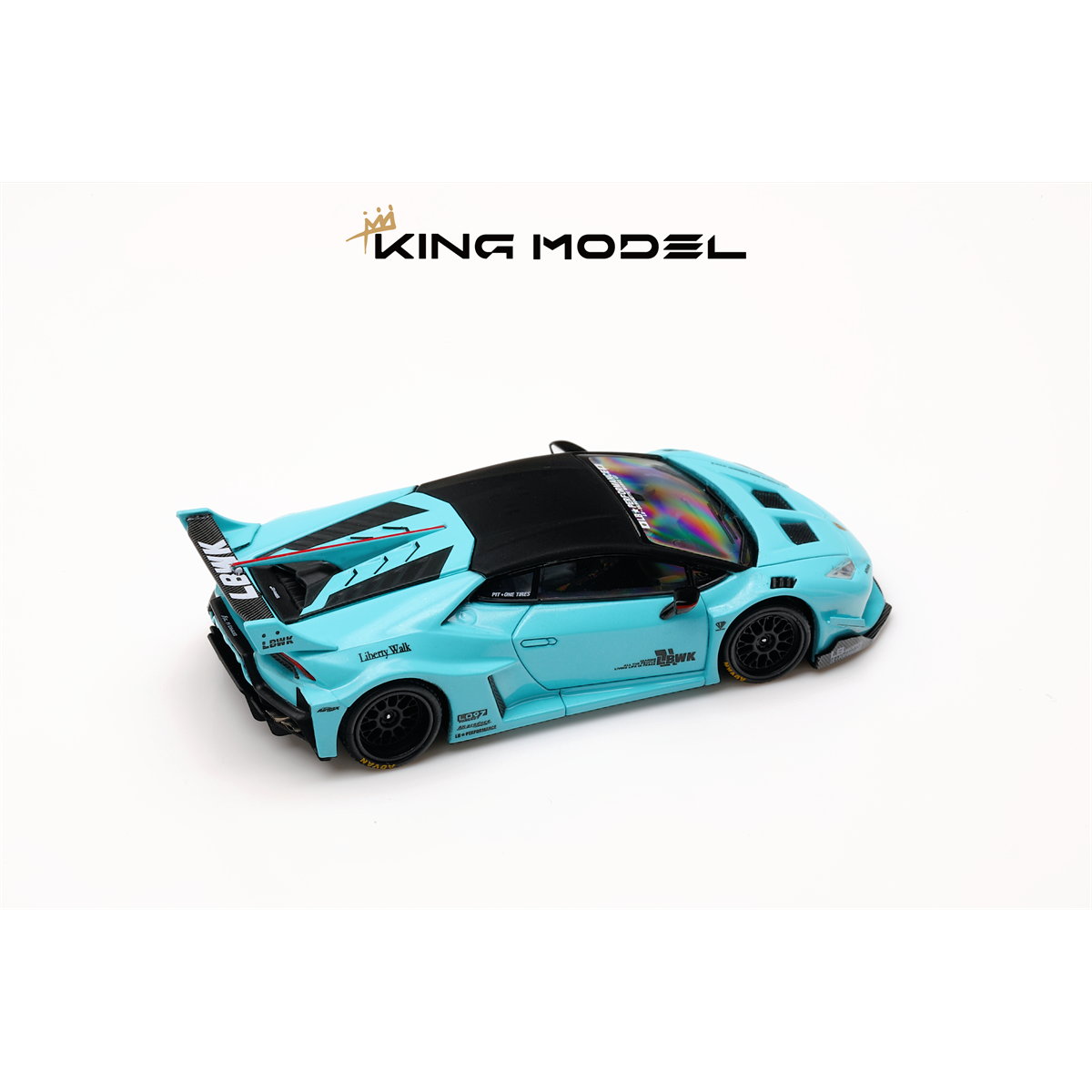King Model 1:64 LBWK Lamborghini Huracan [2 Colors] (Preorder)