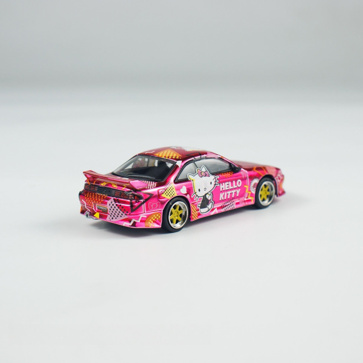 (Preorder) Tarmac Works 1:64 VERTEX Silvia (S14) Hello Kitty Pink Chrome APA EXPO EXCLUSIVE 2025 T64G-018-HK2 [Exclusive]