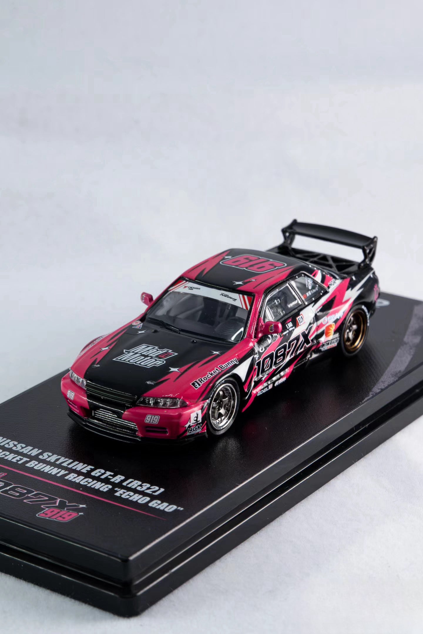 Inno64 1:64 Nissan Skyline GT-R (R32) 1087X Rocket Bunny Racing "Echo Gao" FoShan AIT 2024 [Event Edition]